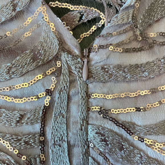 Tahari 3/4 sleeve rose-gold sequin gown - Picture 7 of 11